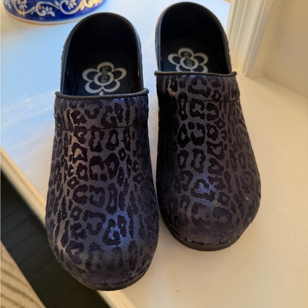 Leopard Print Clogs